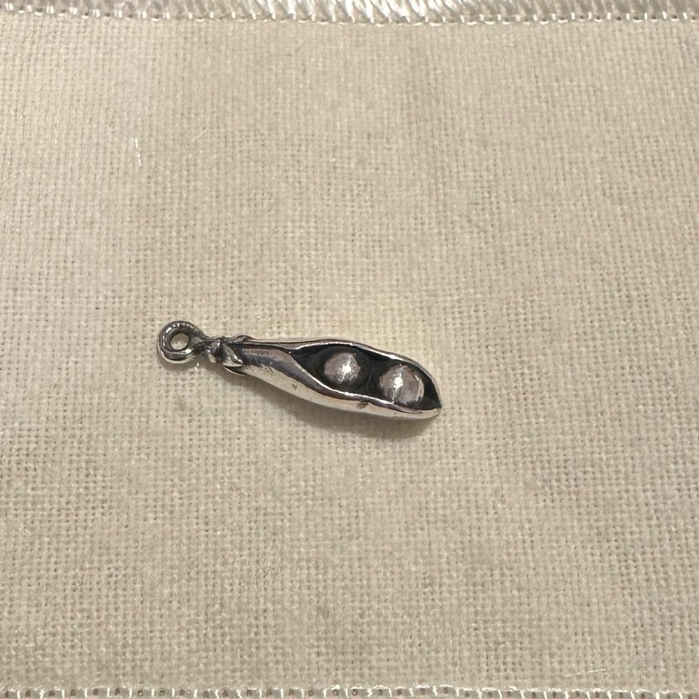 James Avery “Two Peas in a Pod” charm